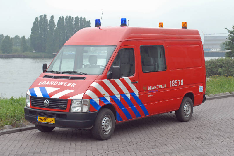 Kenteken: 96-BH-LF Roepnummer: 18-578 Type voertuig: GM5 Merk &amp; Type: Volkswagen LT35-A Opbouw: Bouwjaar: 2003 In dienst: 2005 Uit dienst: 2017 Standplaats: Alblasserdam