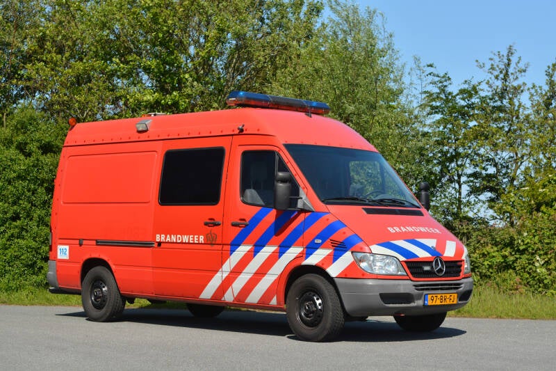 Kenteken: 97-BR-FJ. Roepnummer: Type voertuig: PM3 Merk &amp; Type: Mercedes Benz 311D35[Sprinter] Opbouw: Bouwjaar: 2004 In dienst: 2013 Uit dienst:   Overgenomen van brandweer den Haag 