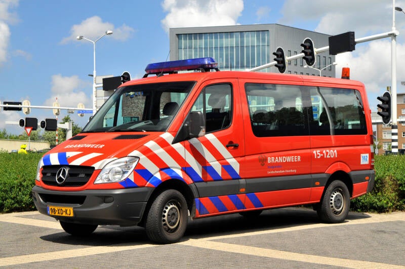 Kenteken: 98-XD-KJ Roepnummer: 785 > 15-1201 Type voertuig: DB Merk &amp; Type: Mercedes Benz 311CDi[Sprinter] Opbouw: Bouwjaar: 2007 In dienst: 2007 Uit dienst: