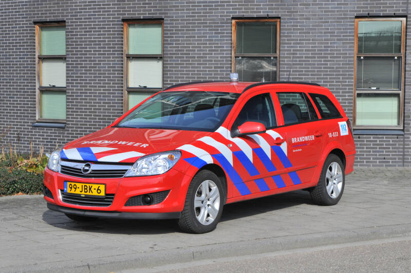 Kenteken: 99-JBK-6 Roepnummer: 18-833 > 18-8102 Type voertuig: DA Merk &amp; Type: Opel Astra 1,6-Stationwagon Opbouw: Bouwjaar: 2009 In dienst: 2009 Uit dienst: 2020