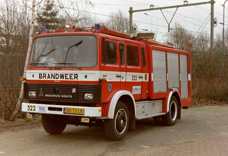 Kenteken: BD-73-LB Roepnummer: 522 Type voertuig: TS9 LD2000 HD220 T1500 Merk &amp; Type: Magirus Deutz 130M11FL Opbouw: Motorkracht-Magirus Bouwjaar: 1982 In dienst: 1982 Uit dienst: 1997.Geëxporteerd naar: Polen 