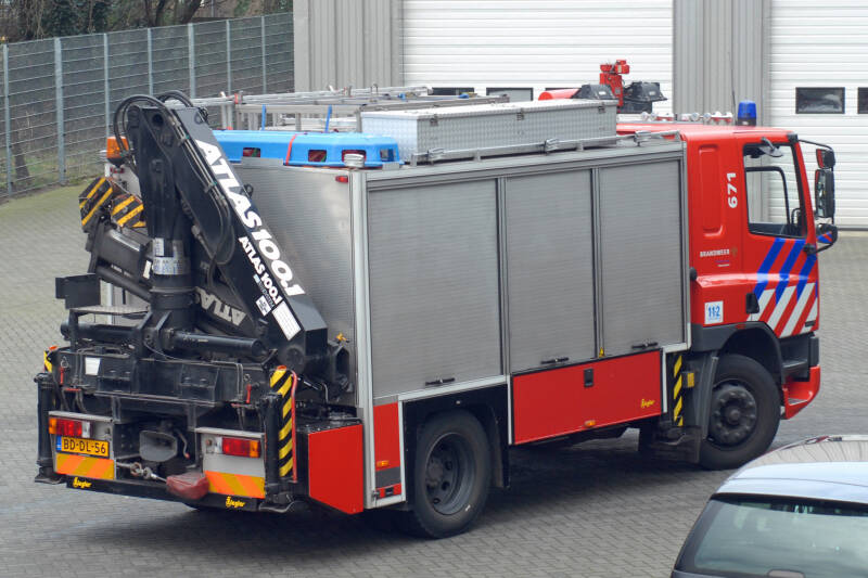 Kenteken: BD-DL-56 Roepnummer: 46-671  Type voertuig: HV-KR Merk &amp; Type: DAF FF65.210NC380 Opbouw: Ziegler Brandweertechniek- Atlas Bouwjaar: 1995 In dienst: 1995 Uit dienst: 2016