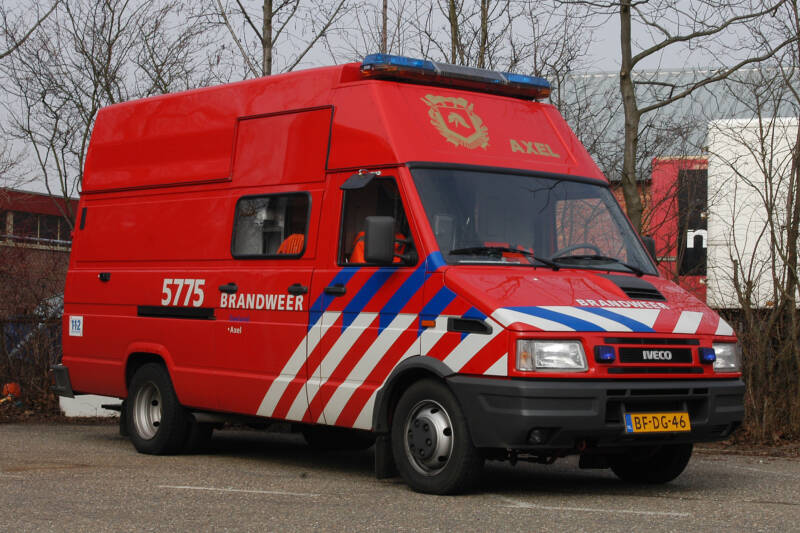 Kenteken: BF-DG-46 Roepnummer: 75-676 > 19-5676 Type voertuig: HV-2 Merk &amp; Type: Iveco TurboDaily 49.12V Opbouw: Dias Bouwjaar: 1996 In dienst: 1996 Uit dienst: 2014