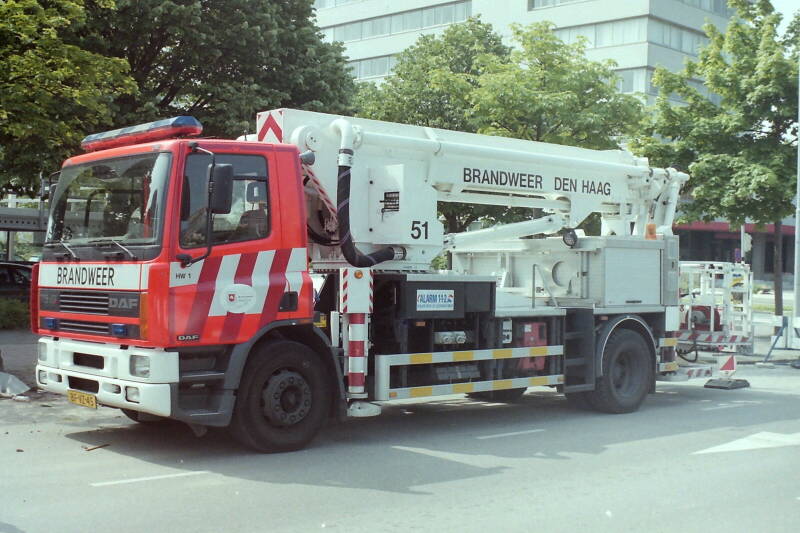 Kenteken: BF-VZ-45 Roepnummer: HW1 > 51 Type voertuig: HW-24 Merk &amp; Type: DAF FF.CF75.270RC480 Opbouw: Hilton Bouwjaar: 1997 In dienst: 1997 Uit dienst: 2010
