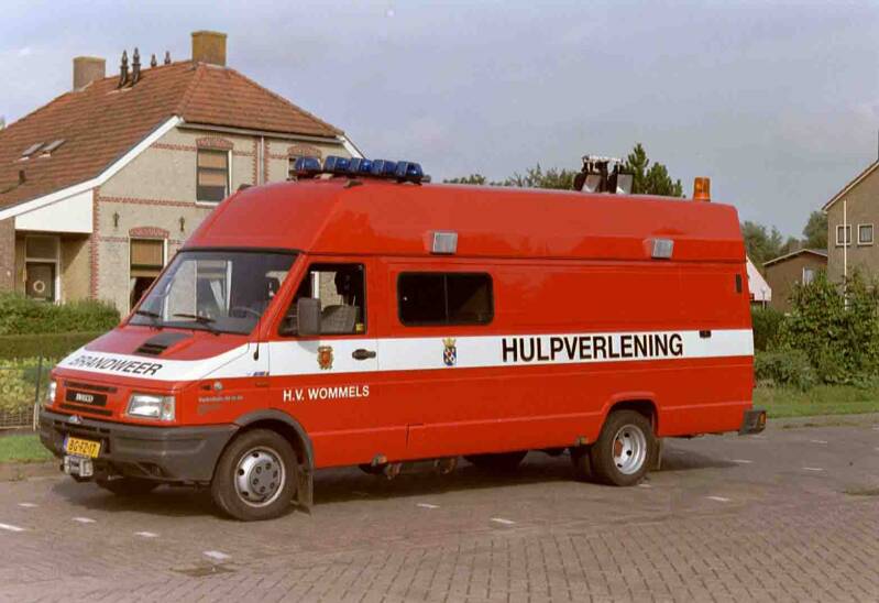 Kenteken: BG-FZ-17 Roepnummer: 781 > 02-6002 Type voertuig: GM7 Merk &amp; Type: Iveco Turbo Daily 49.12V Opbouw: Nortech Bouwjaar: 1998 In dienst: 1998 Uit dienst: 2016
