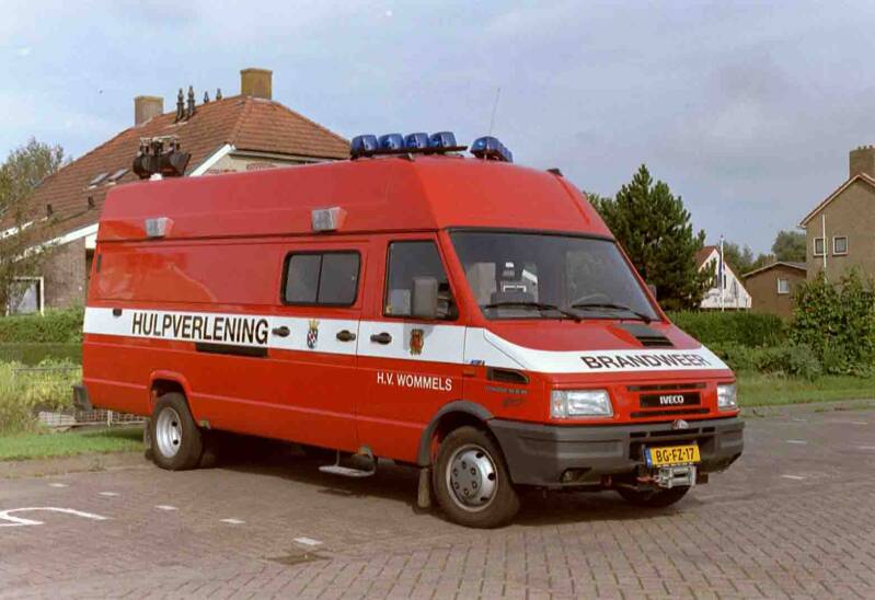 Kenteken: BG-FZ-17 Roepnummer: 781 > 02-6002 Type voertuig: GM7 Merk &amp; Type: Iveco Turbo Daily 49.12V Opbouw: Nortech Bouwjaar: 1998 In dienst: 1998 Uit dienst: 2016