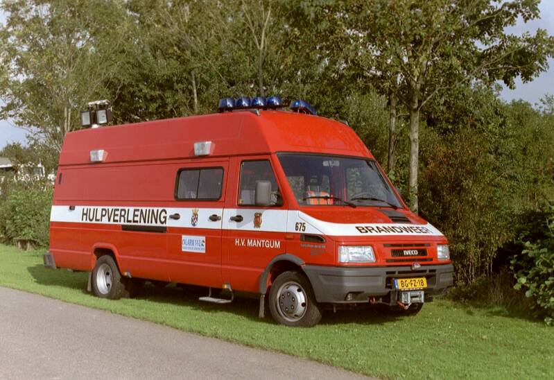 Kenteken: BG-FZ-18 Roepnummer: 780 > 02-6001 Type voertuig: PM7 Merk &amp; Type: Iveco Turbo Daily 49.12V Opbouw: Nortech Bouwjaar: 1998 In dienst: 1998 Uit dienst: 2016. Opmerkingen: Naar West-Terschelling (02-4901) 