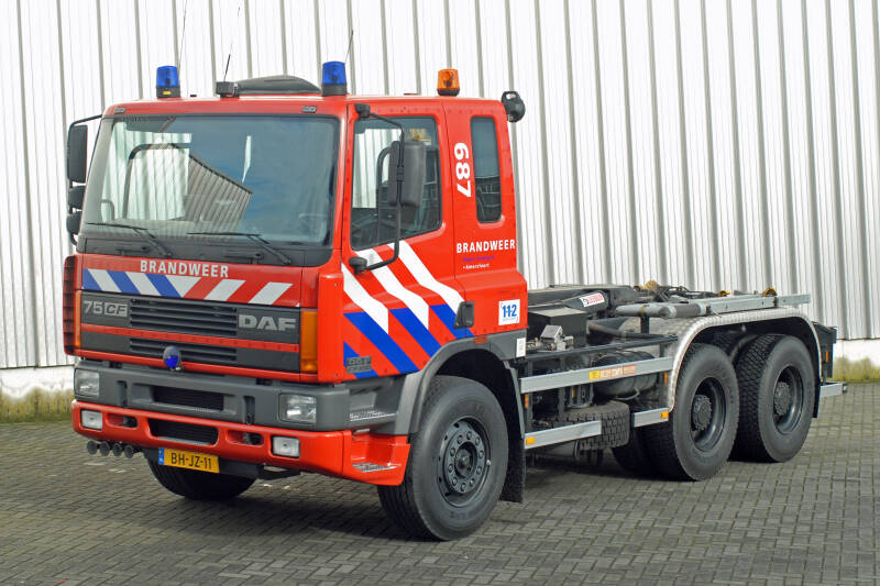 Kenteken: BH-JZ-11 Roepnummer: 46-687  Type voertuig: HA Merk &amp; Type: DAF FAT75.290CF460 Opbouw: Leebur Bouwjaar: 1999 In dienst: 1999 Uit dienst: 2011. Opmerkingen: Regionaal voertuig, naar brandweer Maarssen (46-687).  