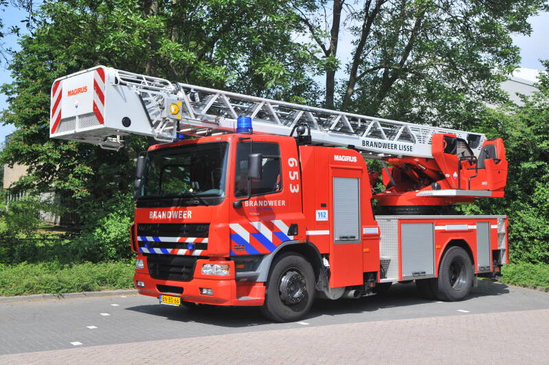 Kenteken: BN-BS-66 Roepnummer: 66-653 > 16-1152 Type voertuig: AL-K30 Merk &amp; Type: DAF FF CF75.310PC420 Opbouw: Magirus Bouwjaar: 2002 In dienst: 2002. Uit dienst: 2023. Naar Gouda.