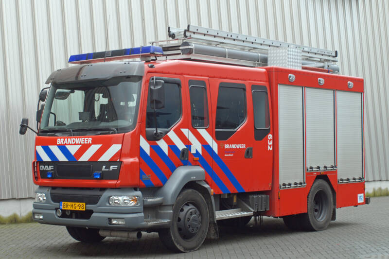 Kenteken: BR-HG-98 Roepnummer: 46-632 > 09-8631  Type voertuig: TS7 LD3250 HD240 T1500 Merk &amp; Type: DAF FF.LF55.250-15CF365 Opbouw: Cito-Somati-Godiva Bouwjaar: 2005 In dienst: 2005 Uit dienst: 2020 Geëxporteerd naar: Kroatië. Vanaf 2017 reserve TS.