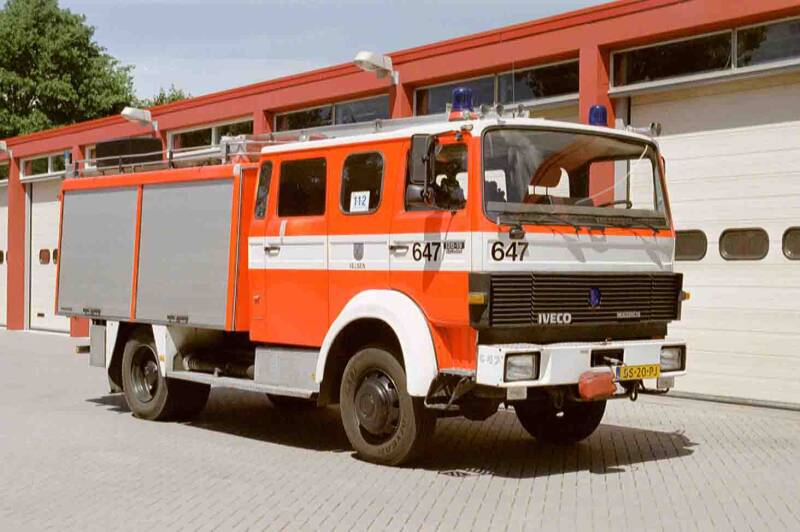 Kenteken: BS-20-PJ Roepnummer: 23 > 54-647 Type voertuig: TS9 MD/LD2800 T2500 Merk &amp; Type: Iveco-Magirus 120.19F Opbouw: Magirus Bouwjaar: 1986 In dienst: 1986 Uit dienst: 2019. Opmerkingen: Sinds 2005 tbv opleidingen. Naar Internationaal Brandweermuseum 