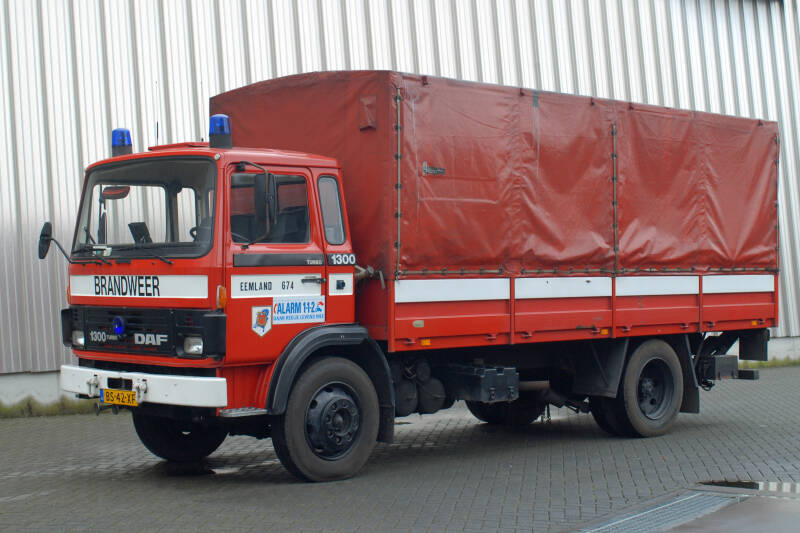 Kenteken: BS-42-XF Roepnummer: 46-674 Type voertuig: VW-H Merk &amp; Type: DAF FA1300DT400 Opbouw: ECF Bouwjaar: 1987 In dienst: 1987 Uit dienst: 2013.  Regionaal voertuig, sinds 2011 tbv Hoogtereddingsteam Brandweer.