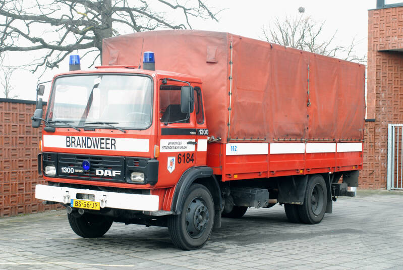 Kenteken: BS-56-JP Roepnummer: 788 > 6184 : Type voertuig: VW(GM) Merk &amp; Type: DAF FA1300DT400 Opbouw: ECF Bouwjaar: 1986 In dienst: 1986