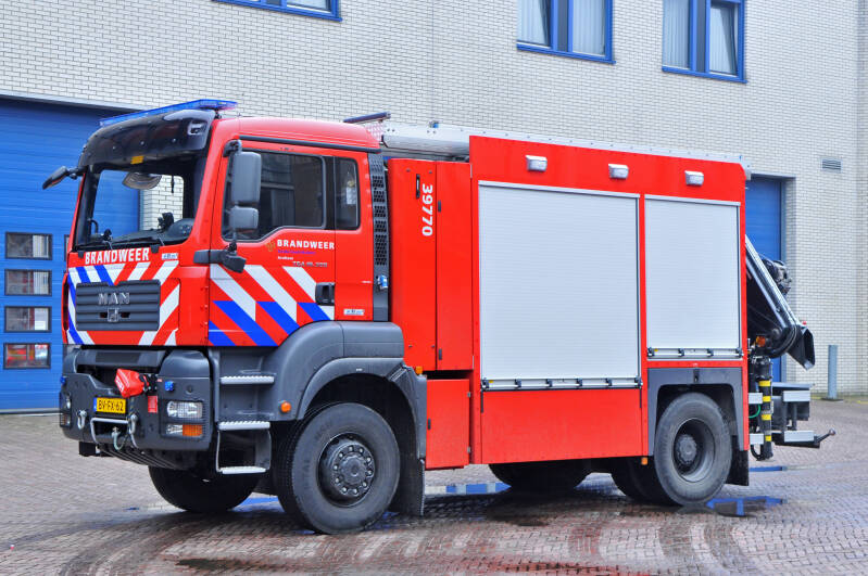 Kenteken: BV-FX-62 Roepnummer: 39-770 > 07-3671 Type voertuig: HV-1 Merk &amp; Type: MAN 18.320BL[TGA] Opbouw: HDS-Palfinger Bouwjaar: 2008 In dienst: 2009 Opmerkingen: Geleverd eind 2008, in dienst januari 2009