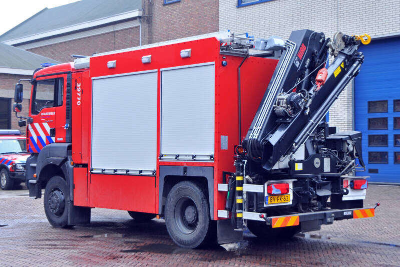 Kenteken: BV-FX-62 Roepnummer: 39-770 > 07-3671 Type voertuig: HV-1 Merk &amp; Type: MAN 18.320BL[TGA] Opbouw: HDS-Palfinger Bouwjaar: 2008 In dienst: 2009 Opmerkingen: Geleverd eind 2008, in dienst januari 2009