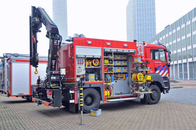 Kenteken: BV-FX-62 Roepnummer: 39-770 > 07-3671 Type voertuig: HV-1 Merk &amp; Type: MAN 18.320BL[TGA] Opbouw: HDS-Palfinger Bouwjaar: 2008 In dienst: 2009 Opmerkingen: Geleverd eind 2008, in dienst januari 2009