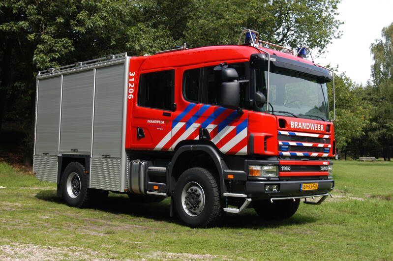 Kenteken: BP-NJ-50 Roepnummer: 31-206 > 06-7142 Type voertuig: TS8 LD3250 HD240 T4000 Merk &amp; Type: Scania P114CB4x4HZ430 Opbouw: Mucar-Godiva Bouwjaar: 2004 In dienst: 2004