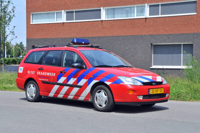 Kenteken: 33-DF-XX Roepnummer: 787 > 18-747 Type voertuig: DA-OD Merk &amp; Type: Ford Focus 1.6i Stationwagen Opbouw: Bouwjaar: 1999 In dienst: 1999 Uit dienst: 2009