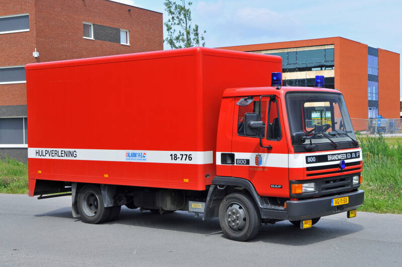 Kenteken: VG-11-SX Roepnummer: 776 > 18-776 Type voertuig: HV-2 Merk &amp; Type: DAF FF800CN325 Opbouw: Smit Bouwjaar: 1990 In dienst: 1990 Uit dienst: 2012
