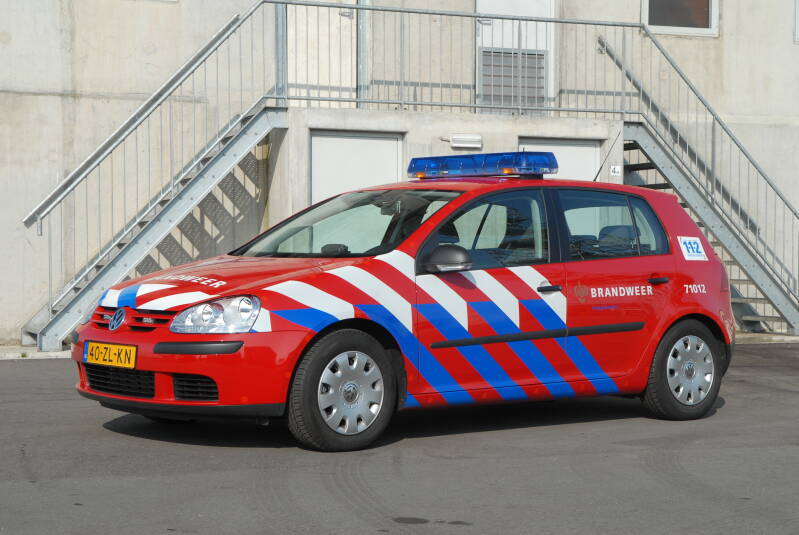 Kenteken: 40-ZL-KN Roepnummer: 15-9085 > 15-9001 Type voertuig: DA Merk &amp; Type: Volkswagen Golf 1,9TDi Opbouw: Bouwjaar: 2008 In dienst: 2008 Uit dienst: 2018 Standplaats: Regionaal inzetbaar