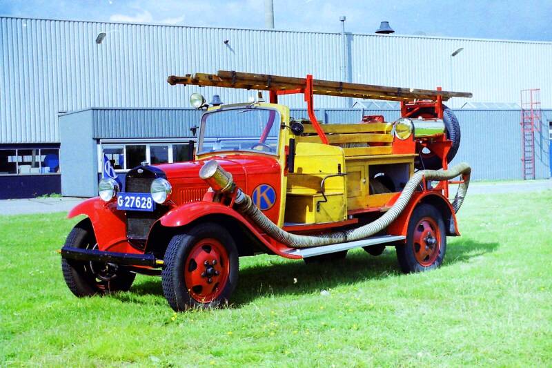 Kenteken: G-27628 > 45-NB-99 Type voertuig: AS9 LD800 Merk &amp; Type: Ford-AA Opbouw: van der Ploeg-Breuer Bouwjaar: 1921 In dienst: 1951 Uit dienst: 1970 Standplaats: Assendelft.  Overgenomen van brandweer Krommenie, museumobject bezit Forbo.