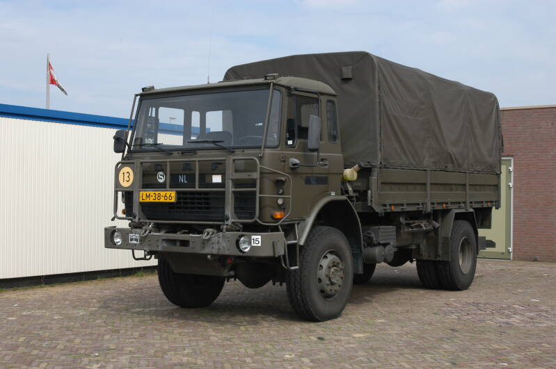 Kenteken: LM-38-66 Standplaats: Gilze-Rijen