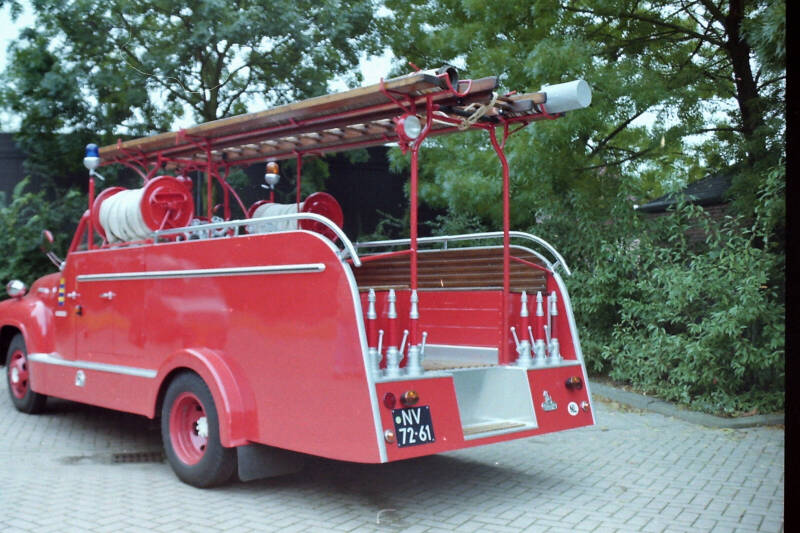 Kenteken: NV-72-61 Type voertuig: AS. LD.... Merk &amp; Type: Ford F350 Opbouw: Kronenburg Bouwjaar: 1954 In dienst: 1954 Uit dienst: 1975. Opmerkingen: Museumobject in bezit brandweer.