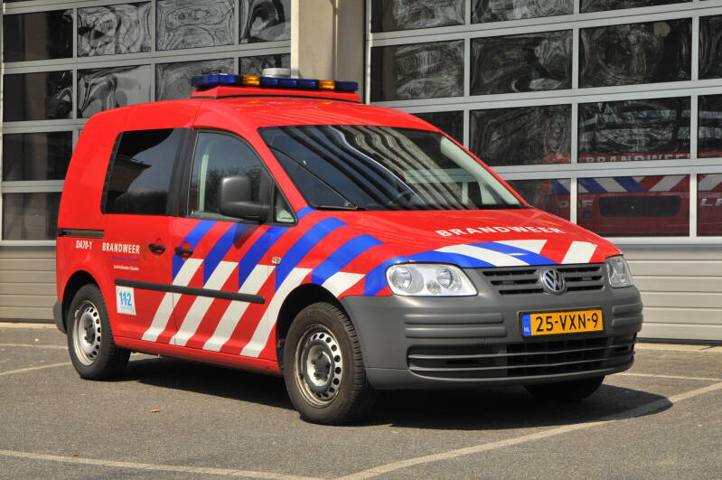 Kenteken: 25-VXN-9 Roepnummer: DA70-1 Type voertuig: PM2 Merk &amp; Type: Volkswagen Caddy-Bestel 2,0SDi Opbouw: Bouwjaar: 2009 In dienst: 2009 Uit dienst: 2017.Opmerkingen: Tbv Samenwerkingsverband Goeree Overflakkee. 