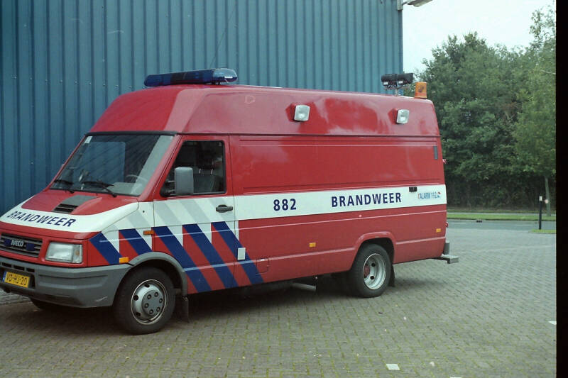 Kenteken: VD-HJ-20 Roepnummer: 2281 Type voertuig: PM3 Merk &amp; Type: Iveco Turbo Daily 35.10V Opbouw: Mucar Bouwjaar: 1994 In dienst: 1994 Uit dienst: 2009
