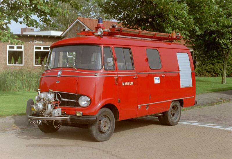 Kenteken: VJ-33-49 Roepnummer: 609 > 682 Type voertuig: AS9 LD1600 Merk &amp; Type: Mercedes Benz L408-28 Opbouw: van Bergen-Ziegler Bouwjaar: 1967 In dienst: 1967 Uit dienst: 1979