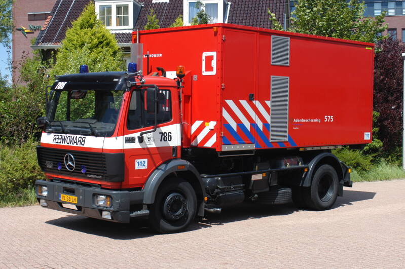 Kenteken: VL-38-LH Roepnummer: 786 Type voertuig: HA Merk &amp; Type: Mercedes Benz 1722F42 Opbouw: Leebur Bouwjaar: 1991 In dienst: 1991 Uit dienst: 2008. Opmerkingen: Naar brandweer Hoofddorp. 