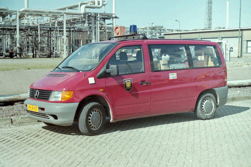 Kenteken: VR-JR-67 Type voertuig: DA-BD Merk &amp; Type: Mercedes Benz 108D30[Vito] Opbouw: Bouwjaar: 1997 In dienst: 1997 Uit dienst: Standplaats: Pernis