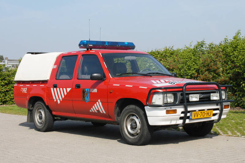 Kenteken: VV-70-HJ Roepnummer: 2681 Type voertuig: PM5 Merk &amp; Type: Toyota Hi-Lux 4x2 Coverline Opbouw: Bouwjaar: 1993 In dienst: 1993