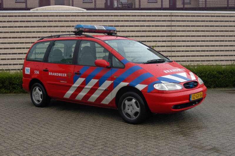 Kenteken: XZ-GX-56 Roepnummer: 596 Type voertuig: DA-OD/VC-3 Merk &amp; Type: Ford Galaxy 2.8i Opbouw: Bouwjaar: 1999 In dienst: 1999 Uit dienst: 2008