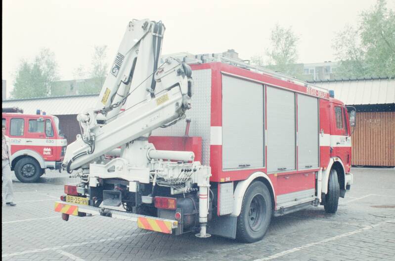 Kenteken: BB-25-VN Roepnummer: 709 > 775 Type voertuig: HV-1 Merk &amp; Type: Mercedes Benz 1217KO36 Opbouw: den Hartog-Hiab Bouwjaar: 1981 In dienst: 1981 Uit dienst: 2003. Regionaal voertuig.