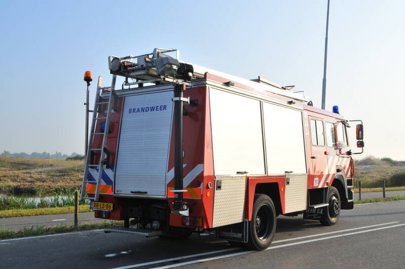 Kenteken: BB-LS-86 Roepnummer: 62-644 > 16-3031 Type voertuig: TS9 LD3000 HD250 T1500 Merk &amp; Type: Daf FF1700NS365 Opbouw: Doeschot-Rosenbauer Bouwjaar: 1994 In dienst: 1994 Uit dienst: