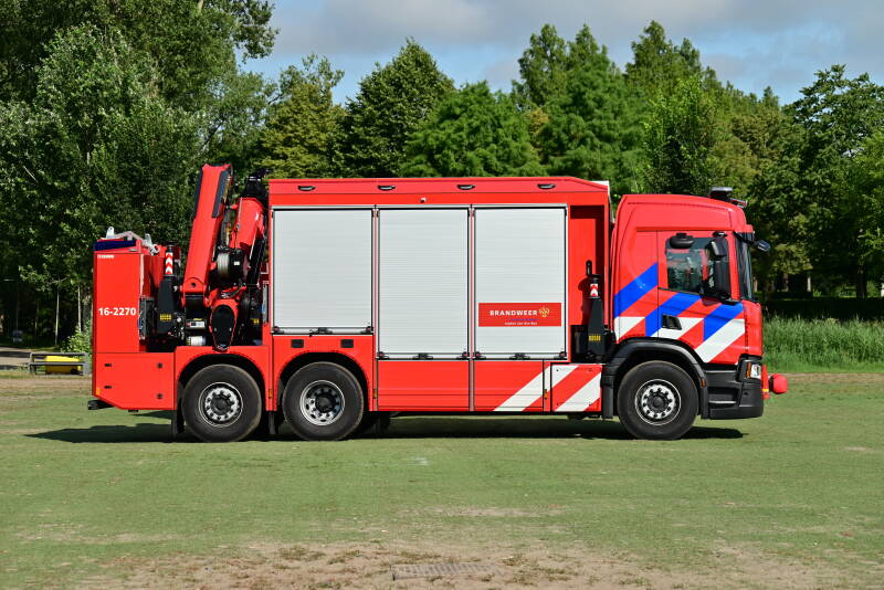 Kenteken: BD-787-J Roepnummer: 16-2270 Type voertuig: HV-KR Merk &amp; Type: Scania P460(6x2) Opbouw: Kenbri-EuroGV-Palfinger Bouwjaar: 2026 In dienst: 2026 Uit dienst: