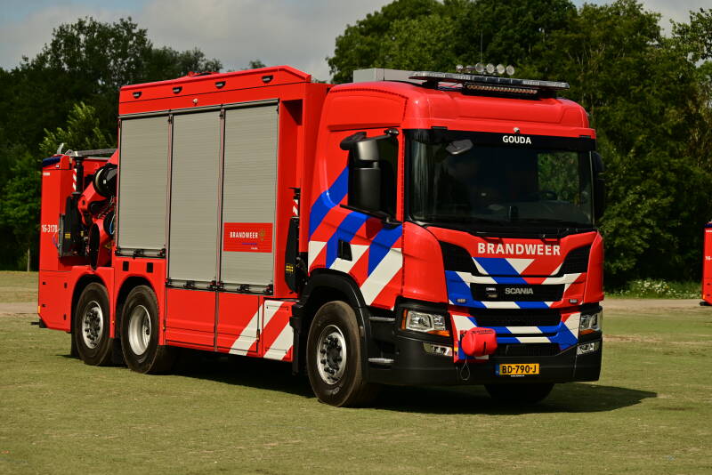 Kenteken: BD-790-J Roepnummer: 16-3170 Type voertuig: HV-KR Merk &amp; Type: Scania P460(6x2) Opbouw: Kenbri-EuroGV-Palfinger Bouwjaar: 2026 In dienst: 2026 Uit dienst: