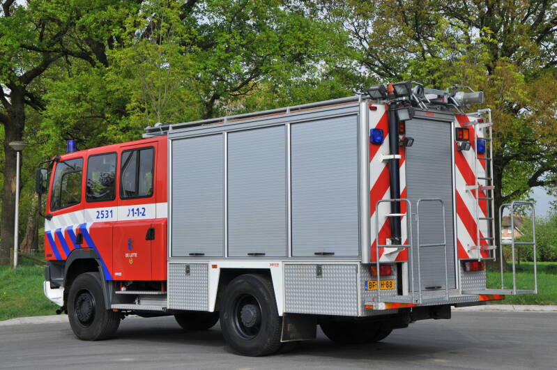 Kenteken: BF-GH-88 Roepnummer: 845 > 2531 Type voertuig: TS8 LD3250 HD240 T3000 Merk &amp; Type: DAF FFV75.270RC365 Opbouw: Mucar-Godiva Bouwjaar: 1996 In dienst: 1996 Uit dienst: 2014