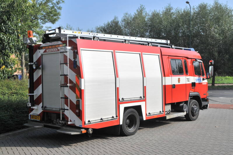 Kenteken: BF-GS-17 Roepnummer: 782 Type voertuig: TS8 LD3000 HD245 T1500 Merk &amp; Type: DAF FF45.11-180CE365 Opbouw: C&amp;C-Godiva Bouwjaar: 1997 In dienst: 1997 Uit dienst: 2010