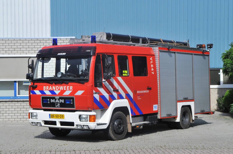 Kenteken: BF-VX-09 Roepnummer: 644 > VL647 Type voertuig: TS9 LD3250 HD240 T1500 Merk &amp; Type: MAN 12.224FA[M90] Opbouw: Mostard-Godiva Bouwjaar: 1997 In dienst: 1997 Uit dienst: 2011. Naar korps Venlo.