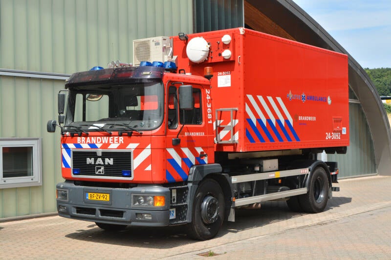 Kenteken: BF-ZV-92 Roepnummer: 91-983 > 24-3681 Type voertuig: HA Merk &amp; Type: MAN 18.264MF[M2000-Intercity] Opbouw: Terberg Bouwjaar: 2004 In dienst: 2011 Uit dienst: 2020.  Opmerkingen: Regionaal voertuig. Tot 2011 gestationeerd te Maastricht  