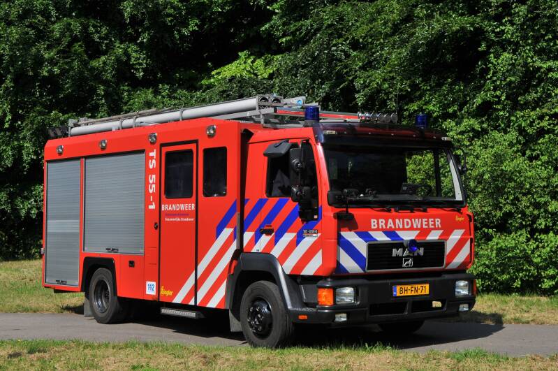 Kenteken: BH-FN-71 Roepnummer: TS55-1 Type voertuig: TS7 LD3250 HD250 T1500/100 Merk &amp; Type: MAN 12.224LF[M2000-City] Opbouw: Ziegler Brandweertechniek Bouwjaar: 1999 In dienst: 2003 Uit dienst: 2012 Standplaats: Leemkuil (gesloten per 2012. Ex Rotterdam,