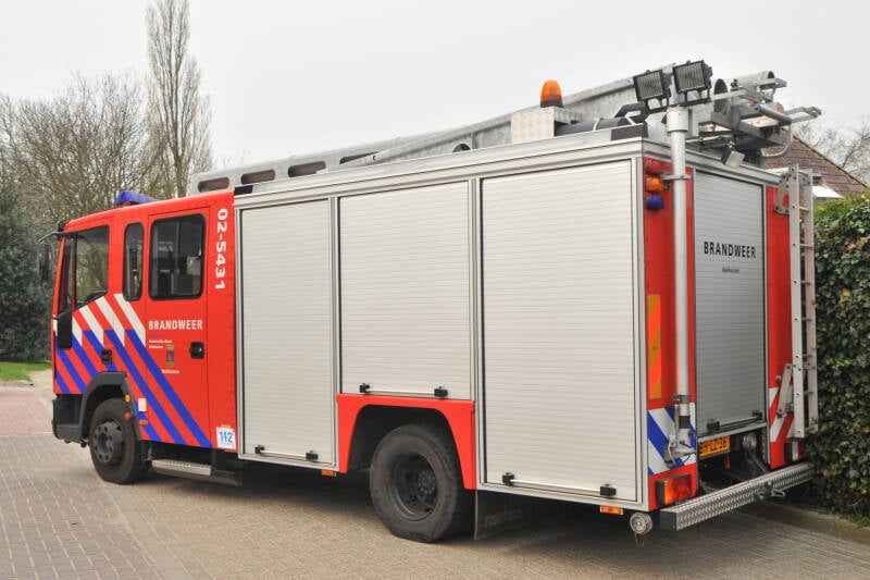 Kenteken: BH-LZ-36 Roepnummer: 20-607 > 02-5431 Type voertuig: TS9 LD3000 HD250 T1200 Merk &amp; Type: Iveco ML100E18[EuroCargo] Opbouw: Rosenbauer Bouwjaar: 1999 In dienst: 1999 Uit dienst: 2018