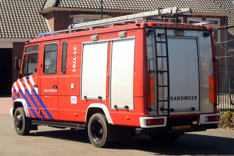 Kenteken: BL-PP-60 Roepnummer: 80-716 > 21-1781 Type voertuig: PM8 Merk &amp; Type: Mercedes Benz 814D37[Vario] Opbouw: Derks Bouwjaar: 2001 In dienst: 2001 Uit dienst: 2017