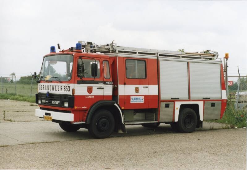 Kenteken: BN-39-VB Roepnummer: 49-853 Type voertuig: TS9 LD2700 HD250 T1500 Merk &amp; Type: DAF FF1100DT325 Opbouw: Doeschot-Rosenbauer Bouwjaar: 1985 In dienst: 1985 Uit dienst: 2006