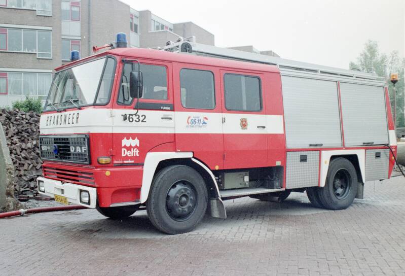 Kenteken: BR-64-VR Roepnummer: 707 > 632 Type voertuig: TS8 LD2800 HD285 T1500 Merk &amp; Type: DAF FA1600DT360 Opbouw: Doeschot-Rosenbauer Bouwjaar: 1986 In dienst: 1986 Uit dienst: 2003