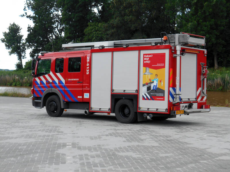 Kenteken: BV-PB-74 Roepnummer: 25-6135 Type voertuig: TS8 LD3250 HD240 T1500 Merk &amp; Type: Mercedes Benz 1326F36[Atego] Opbouw: HDS-Godiva Bouwjaar: 2008 In dienst: 2014. Afkomstig van Urk