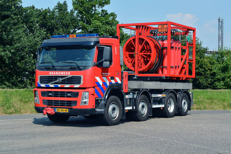 Kenteken: BV-SN-48 Roepnummer: HA11 > 19-4961 Type voertuig: HA Merk &amp; Type: Volvo FM12.400(8x2) Opbouw: Multilift Bouwjaar: 2009 In dienst: 2009 Uit dienst: Standplaats: Vlissingen-Oost