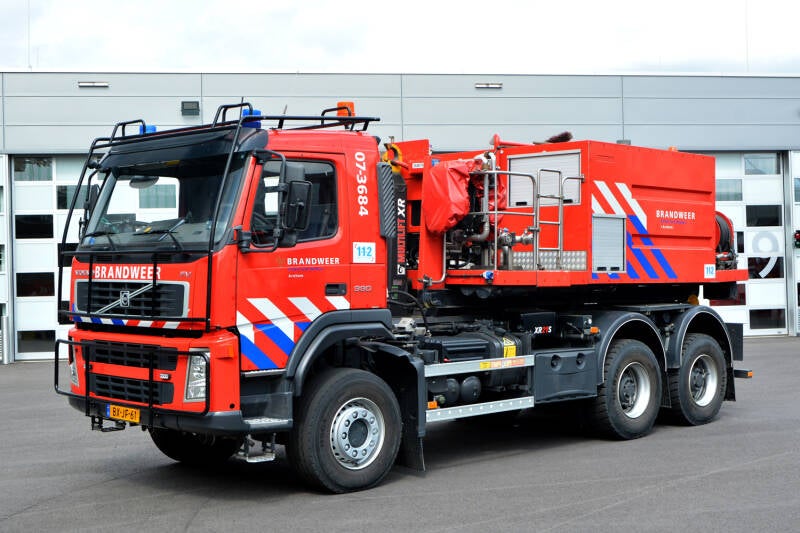 Kenteken: BX-JF-61 Roepnummer: 07-3684 > 07-3682 Type voertuig: HA Merk &amp; Type: Volvo FM330 Opbouw: Multilift Bouwjaar: 2010 In dienst: 2010 Uit dienst: 2023